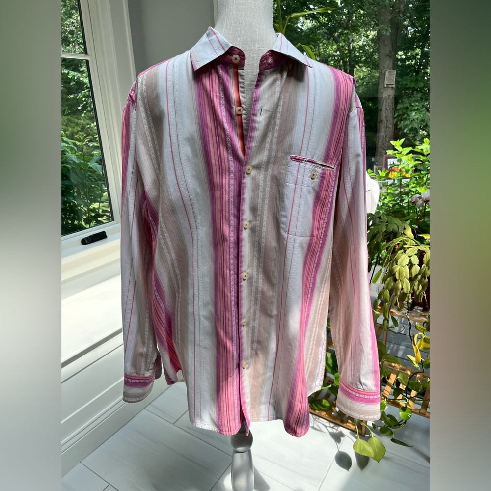 Tommy Bahama Men’s striped resort shirt